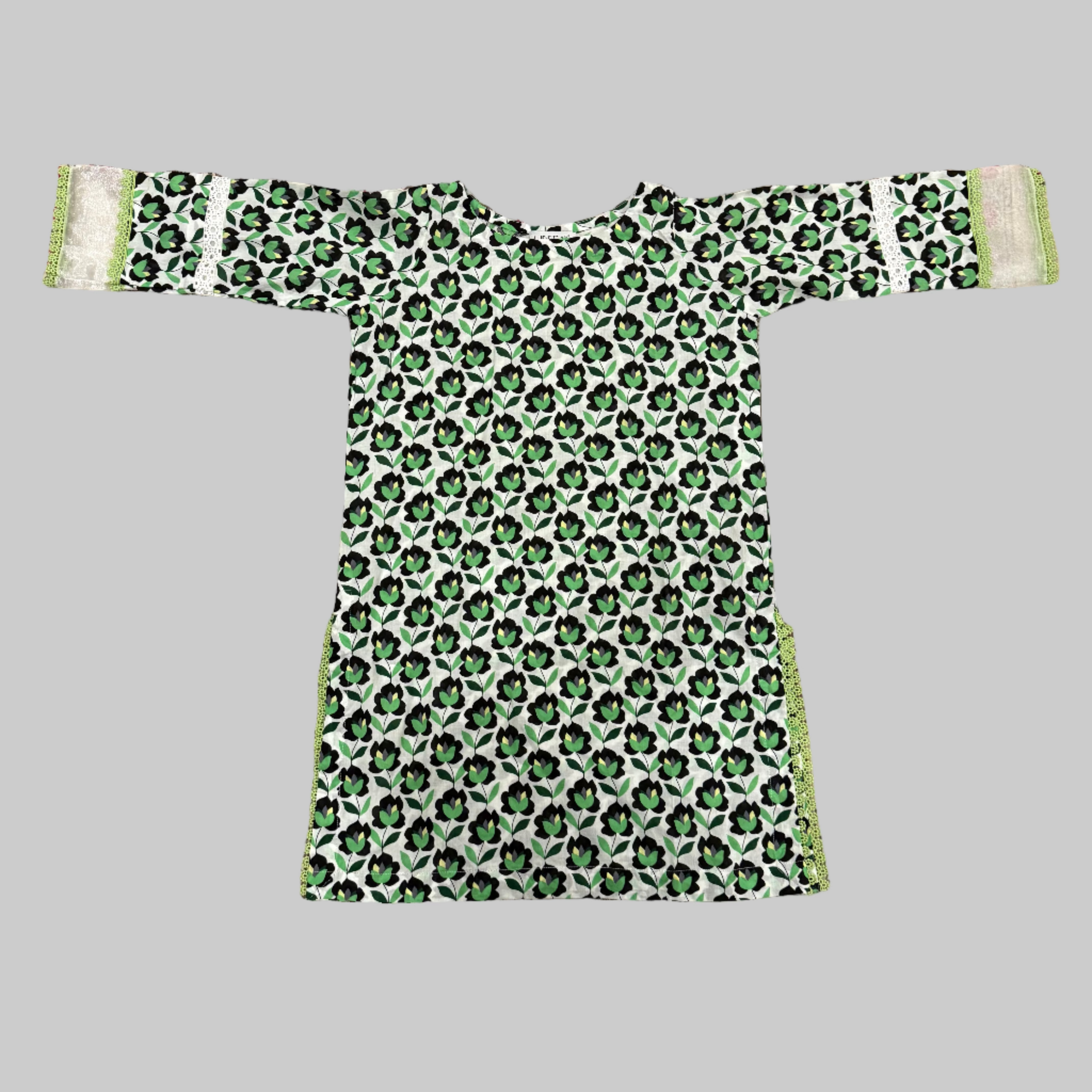 Two piece lawn suit.